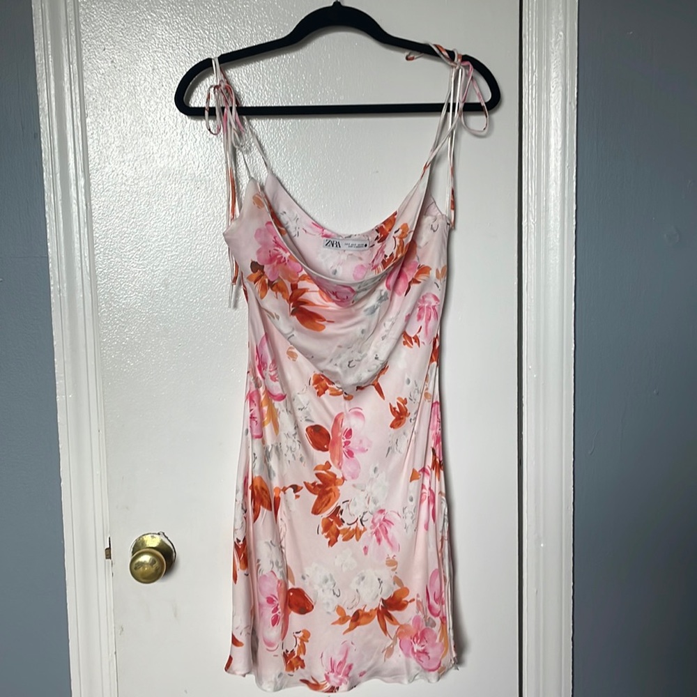 Zara floral satin mini dress - NEVER WORN